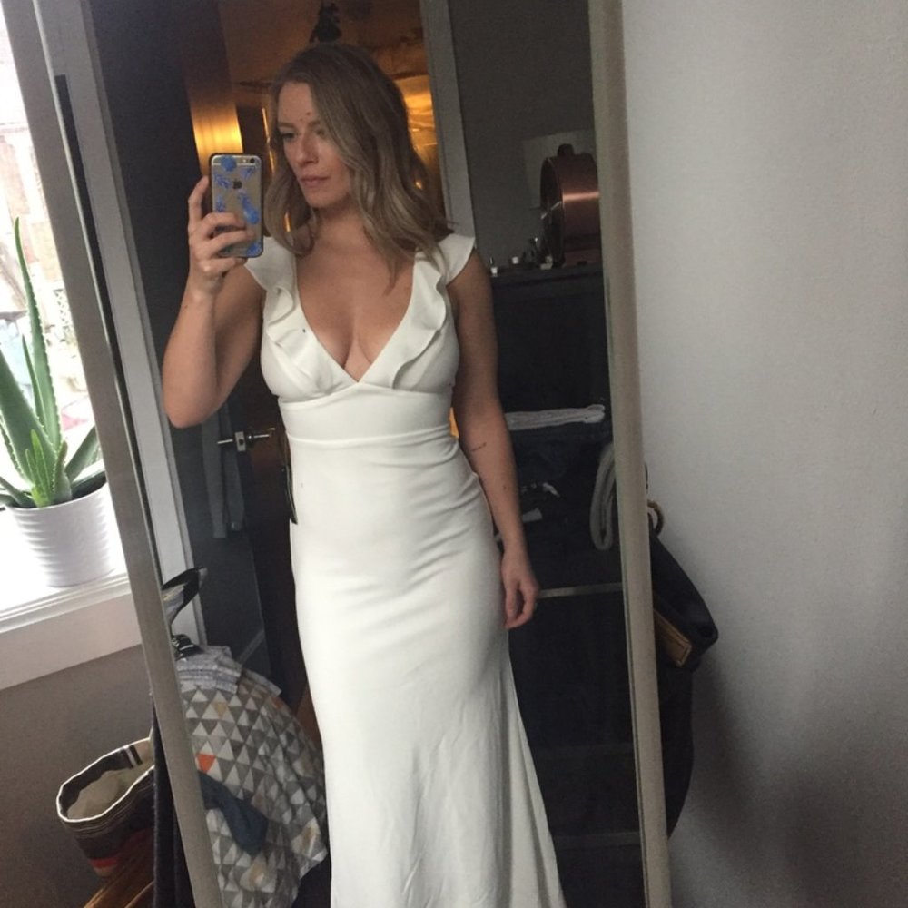 Lulu's White Ruffle Sleeve Full Length Bridesmaid Gown/Dress